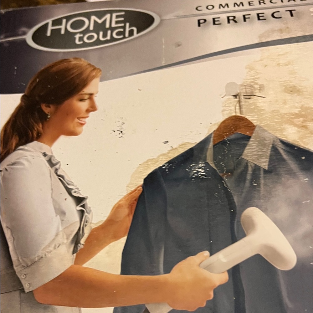 White Garment Steamer - Perfect Steam Deluxe - Picture 8 of 9